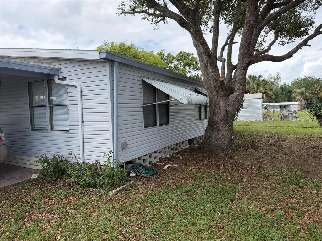 34321 Countryside Drive Wesley Chapel FL 33543