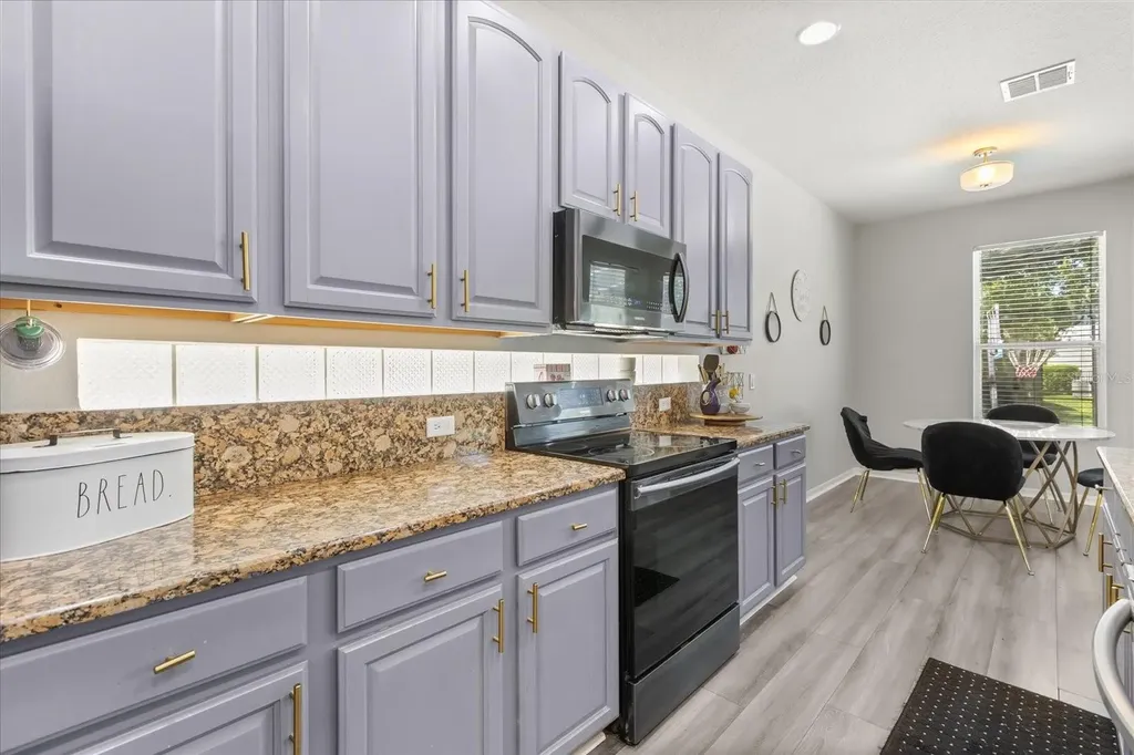 9361 Pecky Cypress Way Orlando FL 32836