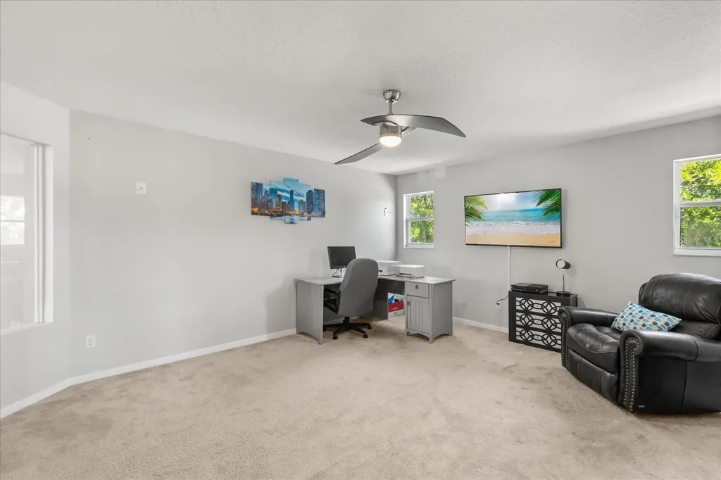 9361 Pecky Cypress Way Orlando FL 32836