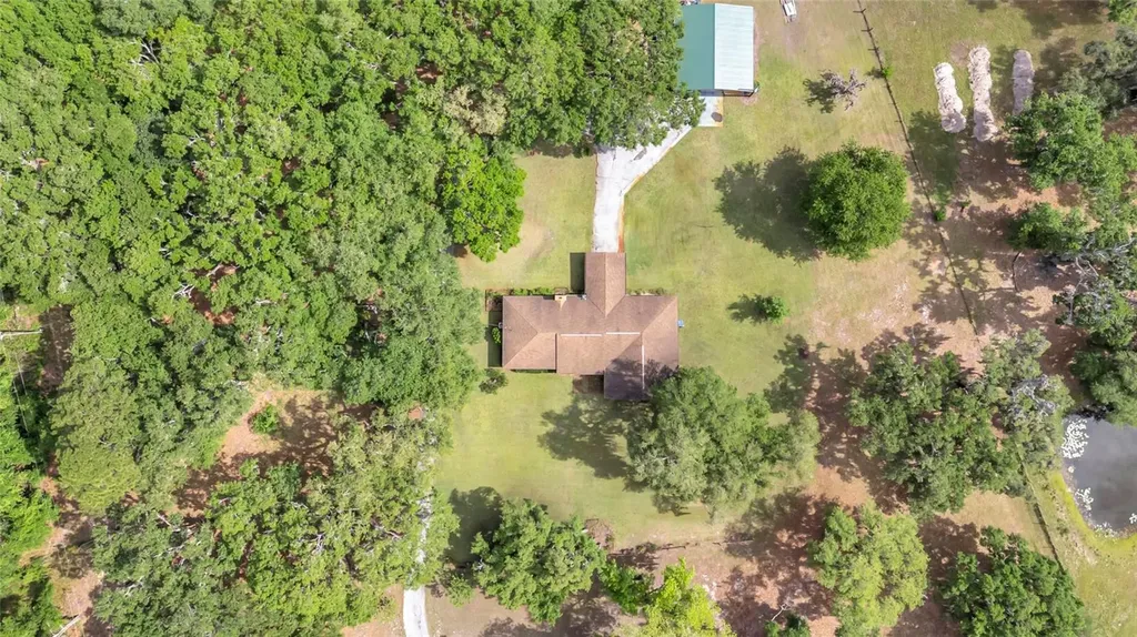 1520 Legacy Woods Court Groveland FL 34736