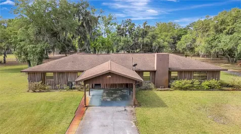 1520 Legacy Woods Court Groveland FL 34736