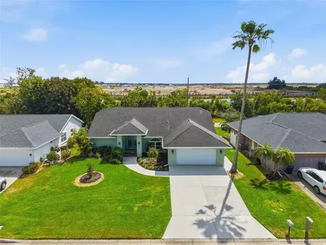 5207 86th Street Court W Bradenton FL 34210