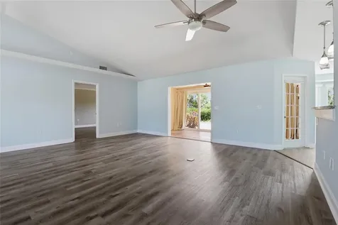 5207 86th Street Court W Bradenton FL 34210