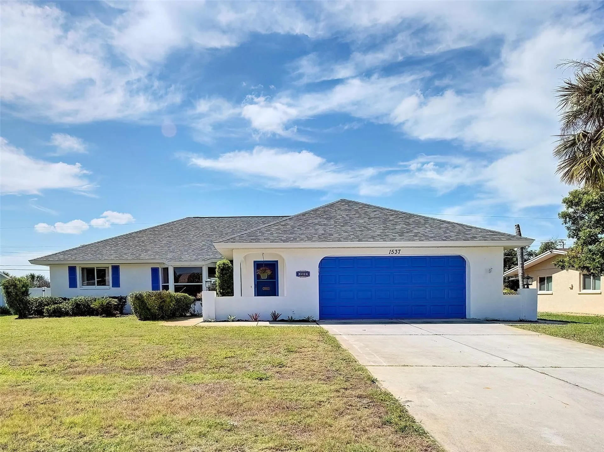 1537 Crest Drive Englewood FL 34223