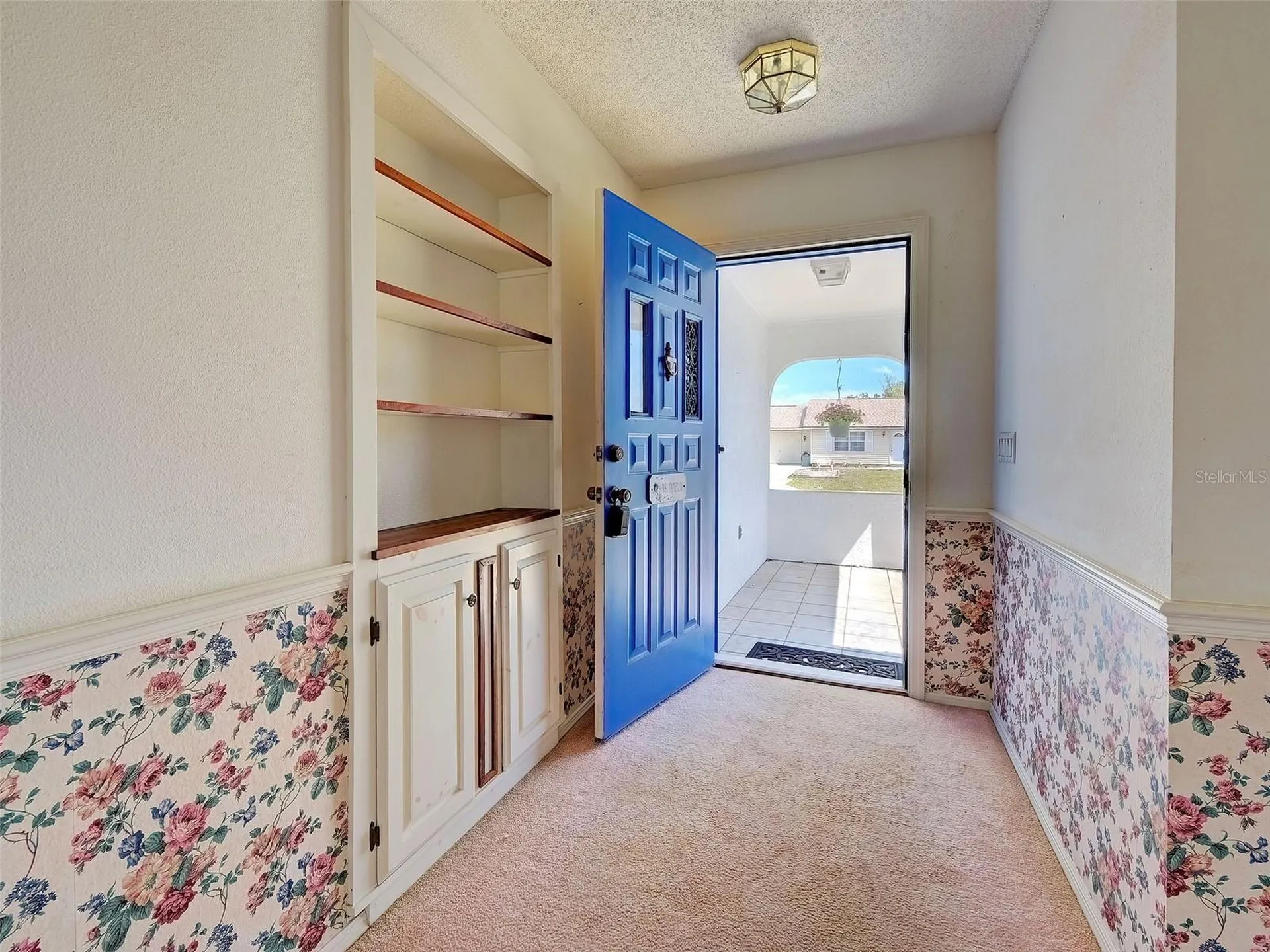 1537 Crest Drive Englewood FL 34223