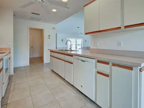 1537 Crest Drive Englewood FL 34223