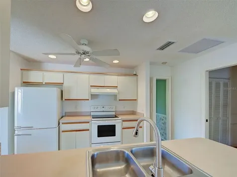 1537 Crest Drive Englewood FL 34223