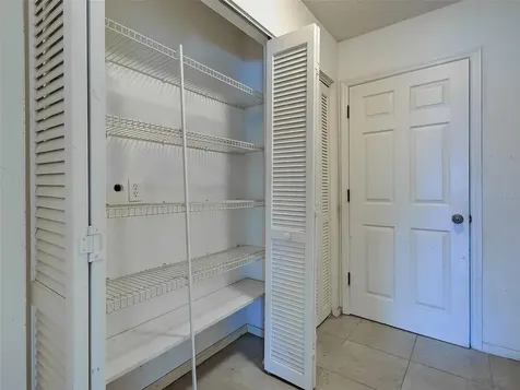 1537 Crest Drive Englewood FL 34223