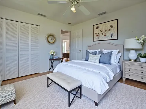 1537 Crest Drive Englewood FL 34223