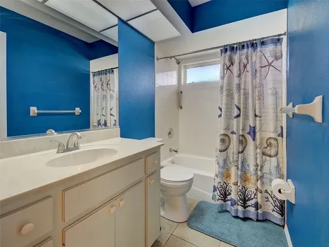 1537 Crest Drive Englewood FL 34223
