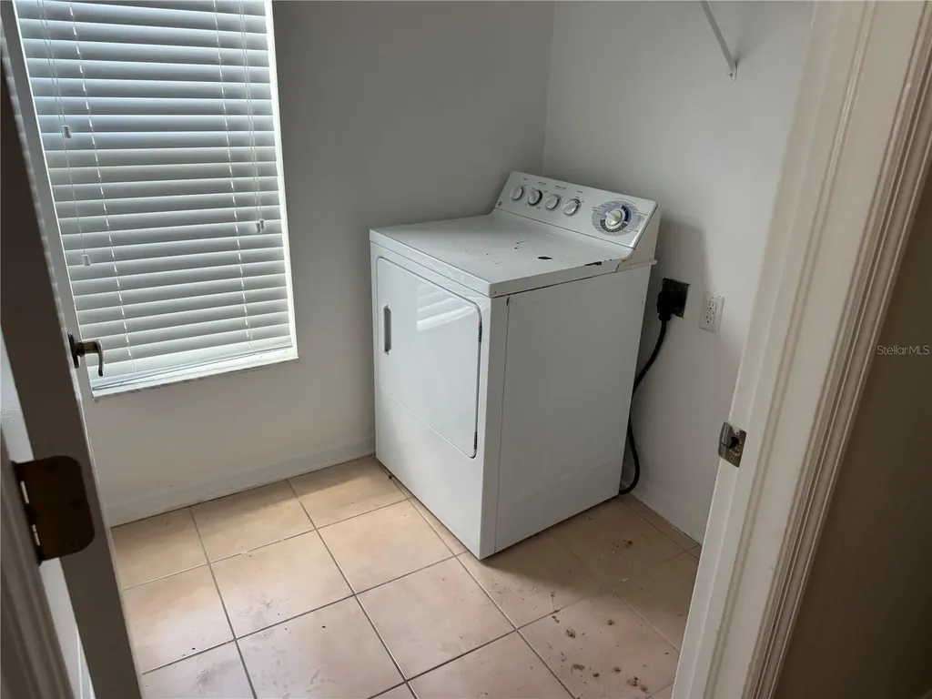 612 Marion Hill Lane Ruskin FL 33570