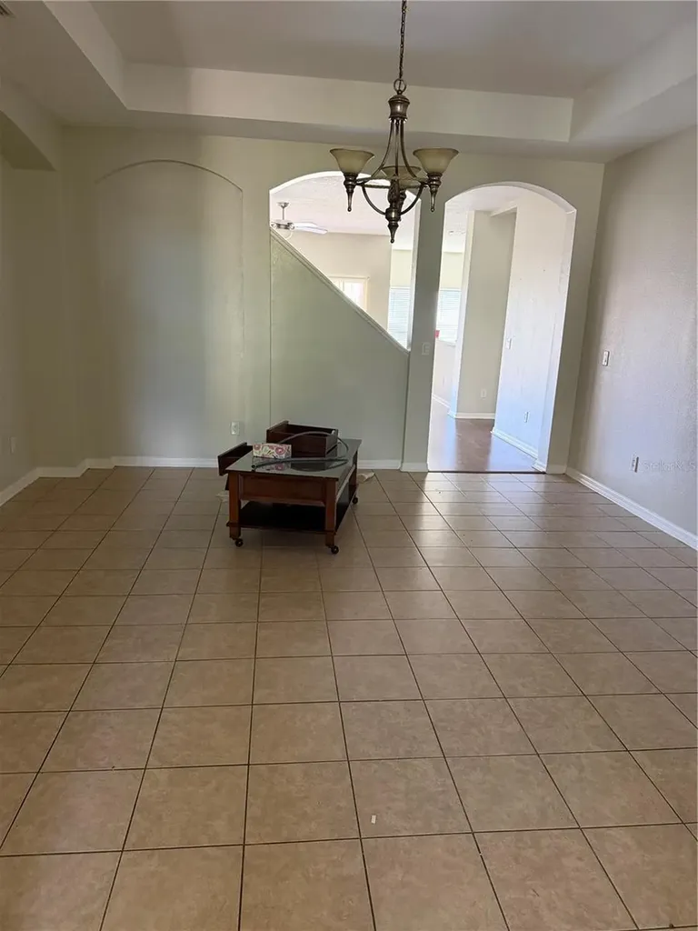 612 Marion Hill Lane Ruskin FL 33570