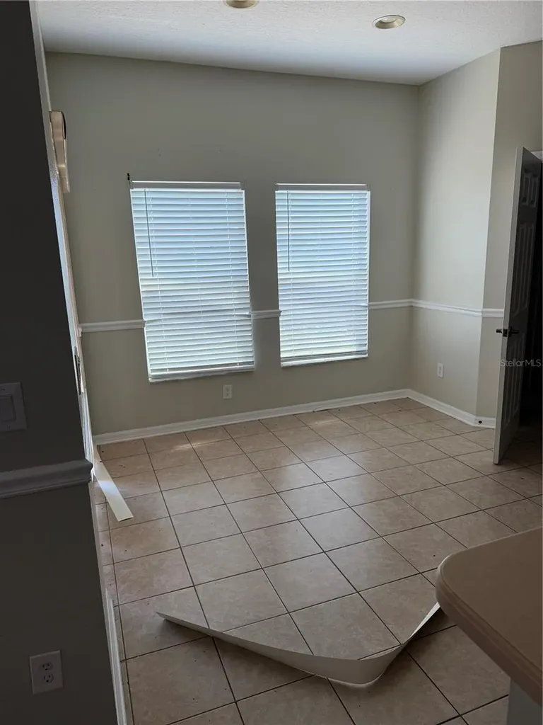 612 Marion Hill Lane Ruskin FL 33570