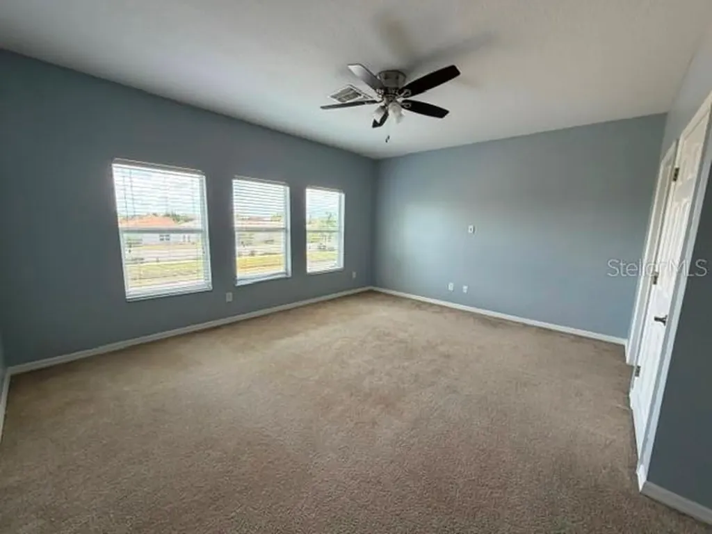 612 Marion Hill Lane Ruskin FL 33570