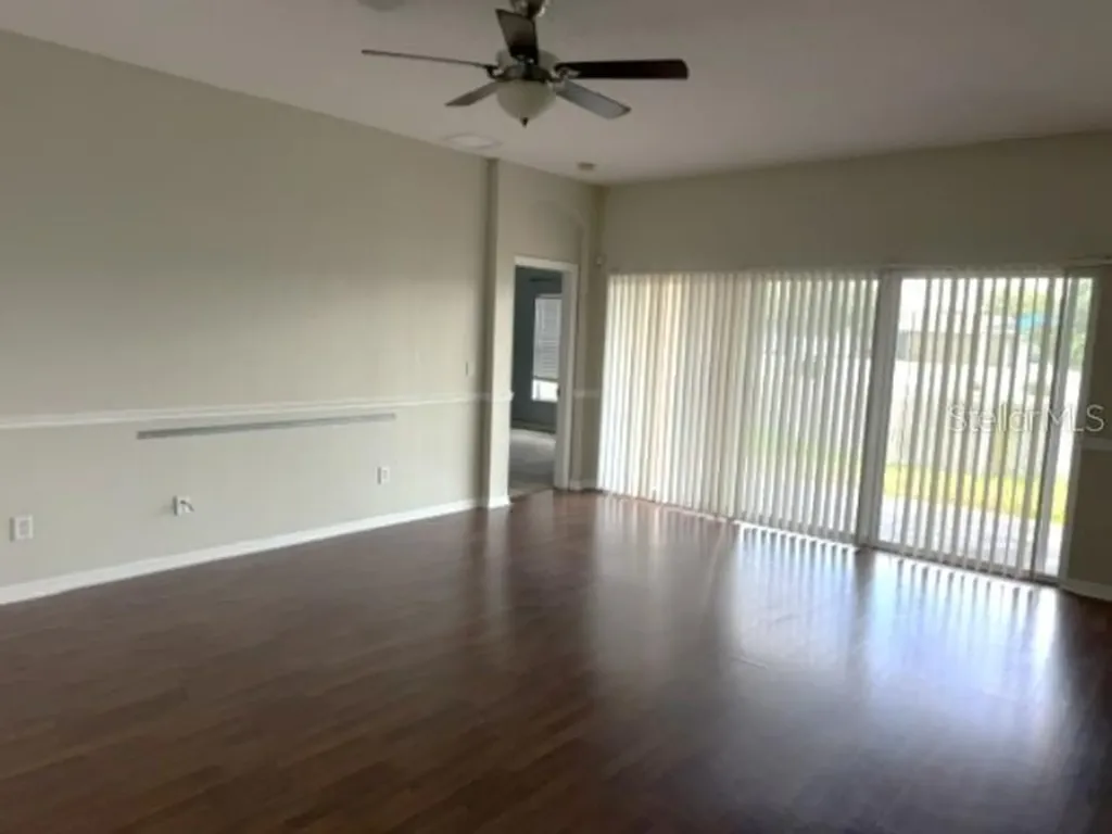 612 Marion Hill Lane Ruskin FL 33570