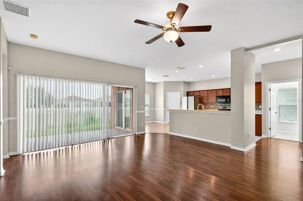 612 Marion Hill Lane Ruskin FL 33570