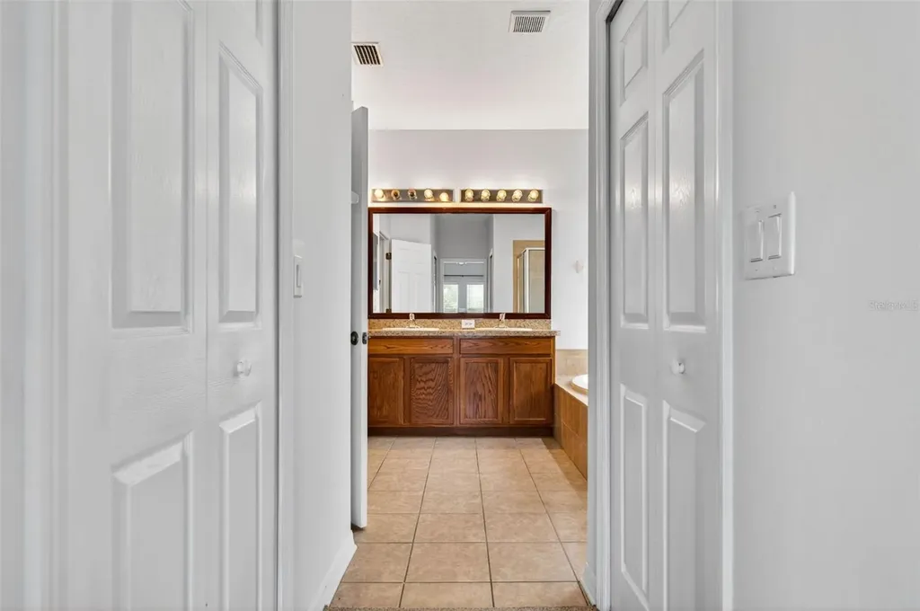 612 Marion Hill Lane Ruskin FL 33570