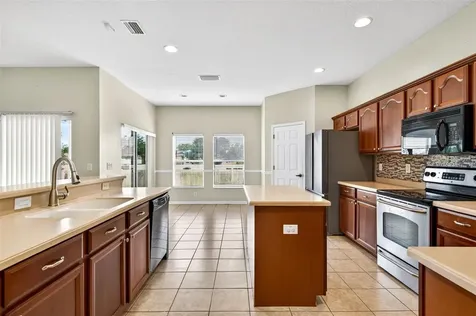 612 Marion Hill Lane Ruskin FL 33570