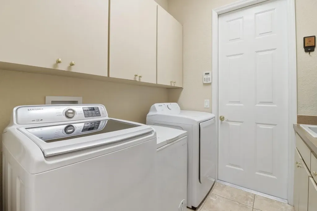 2125 SE 25th Loop Ocala FL 34471