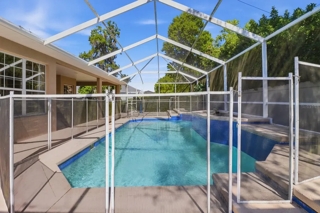 2125 SE 25th Loop Ocala FL 34471