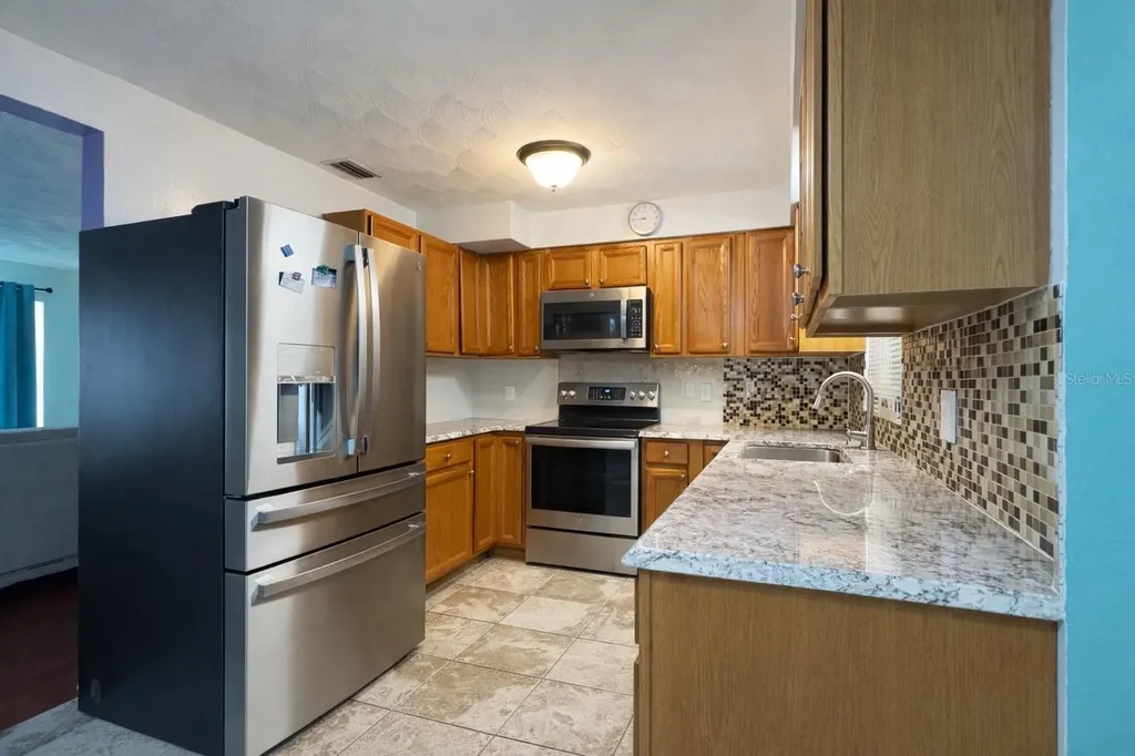 2403 Cleveland Road Sebring FL 33870
