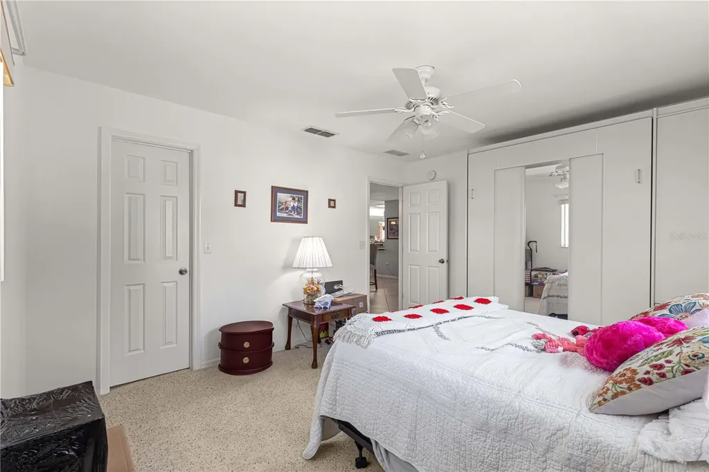 8475 SE 137th Loop Summerfield FL 34491