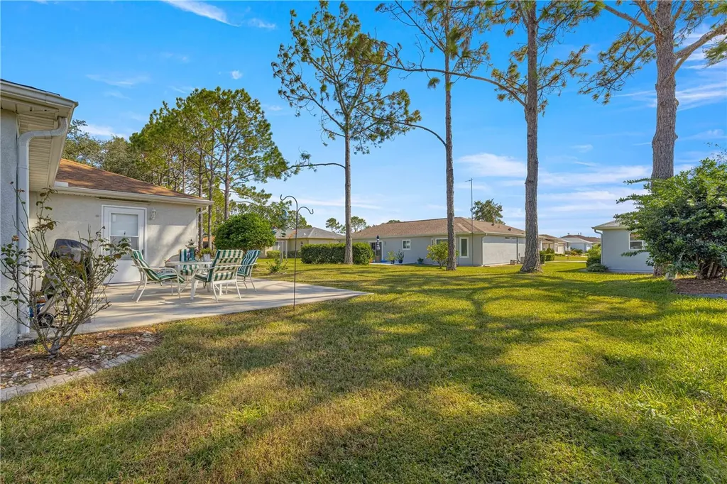 8475 SE 137th Loop Summerfield FL 34491