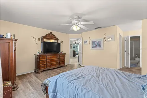 8475 SE 137th Loop Summerfield FL 34491