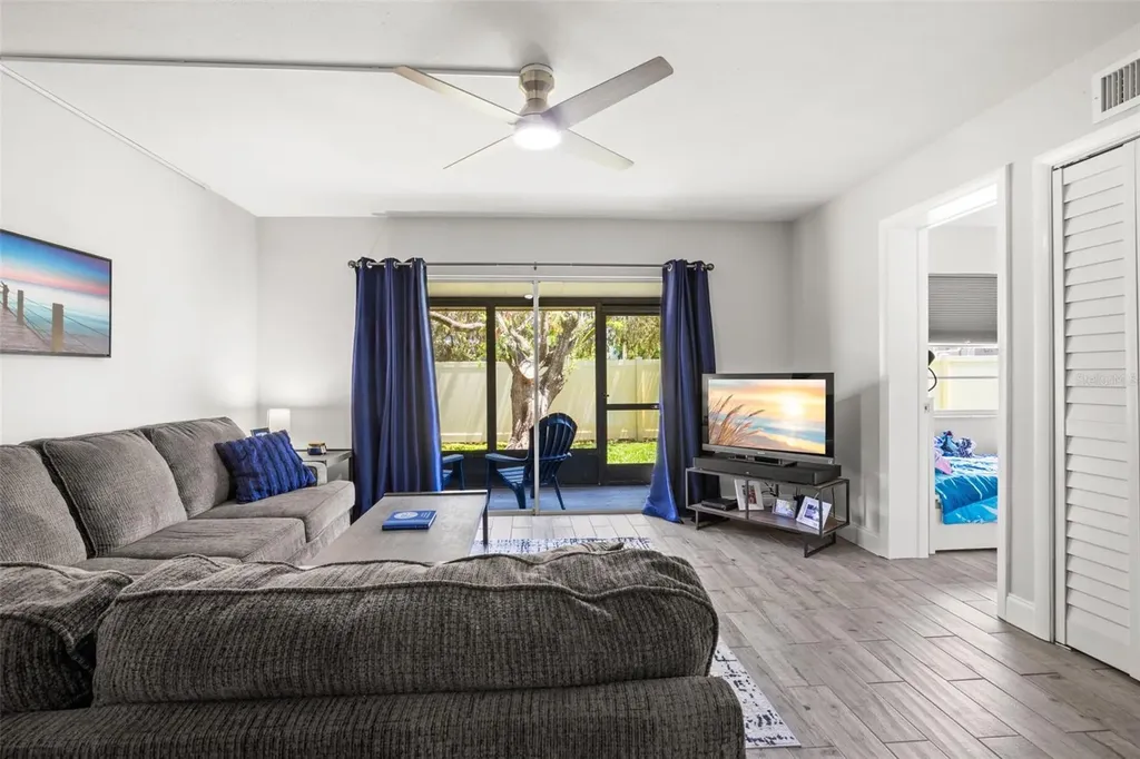 1147 King Arthur Court Dunedin FL 34698