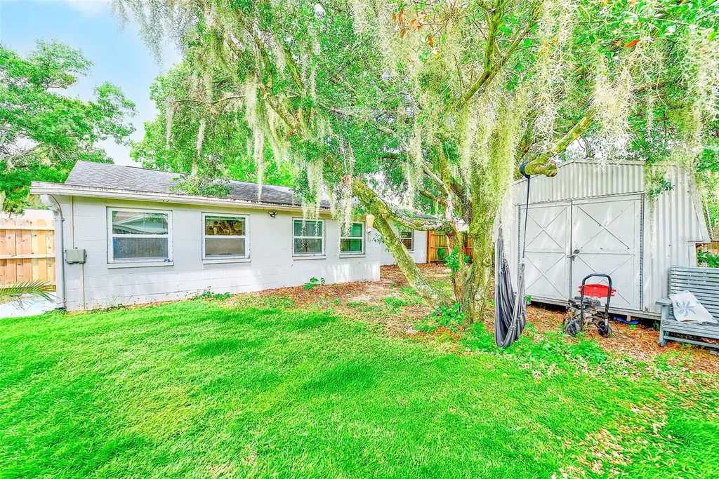 1220 Waterview Boulevard W Lakeland FL 33801
