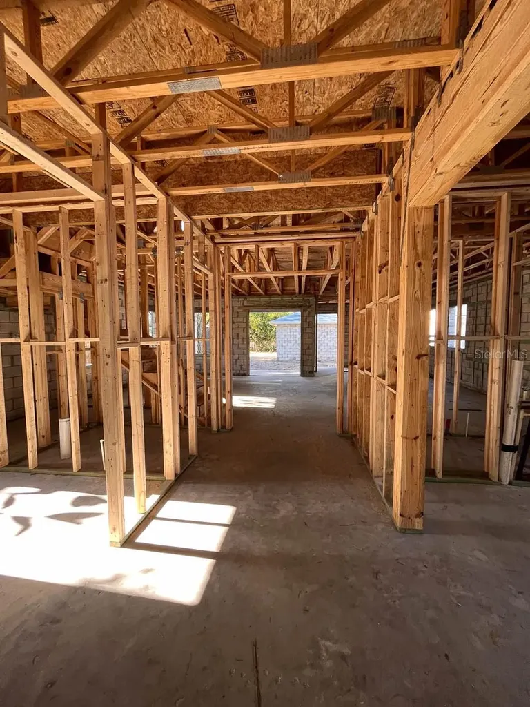 485 11th Avenue N St Petersburg FL 33701