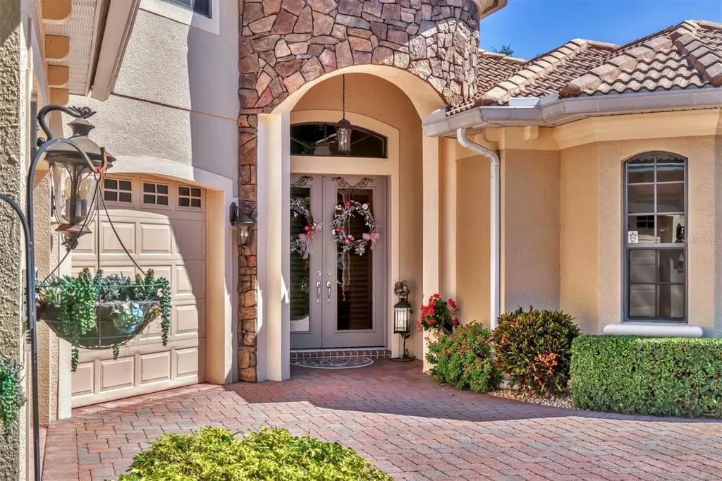 4596 Tuscana Drive Sarasota FL 34241
