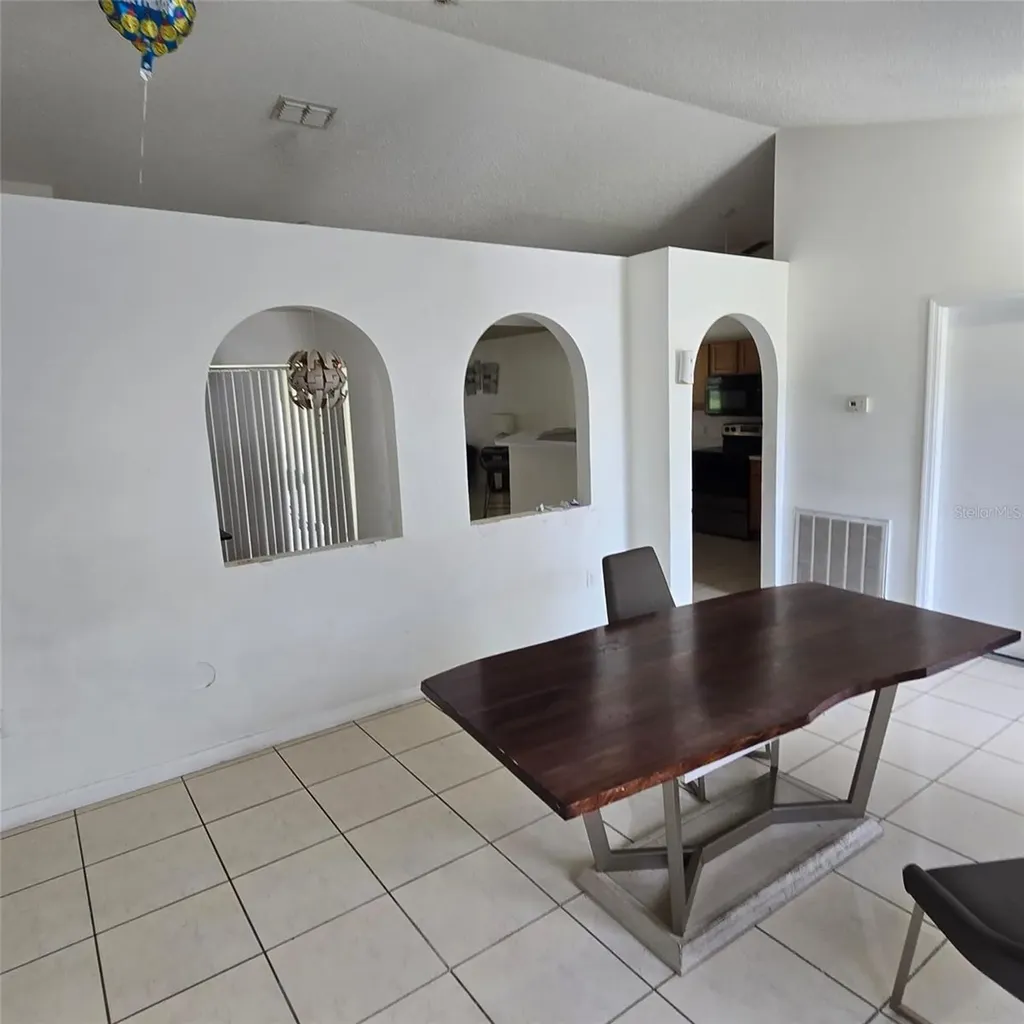 782 Mink Court Kissimmee FL 34759