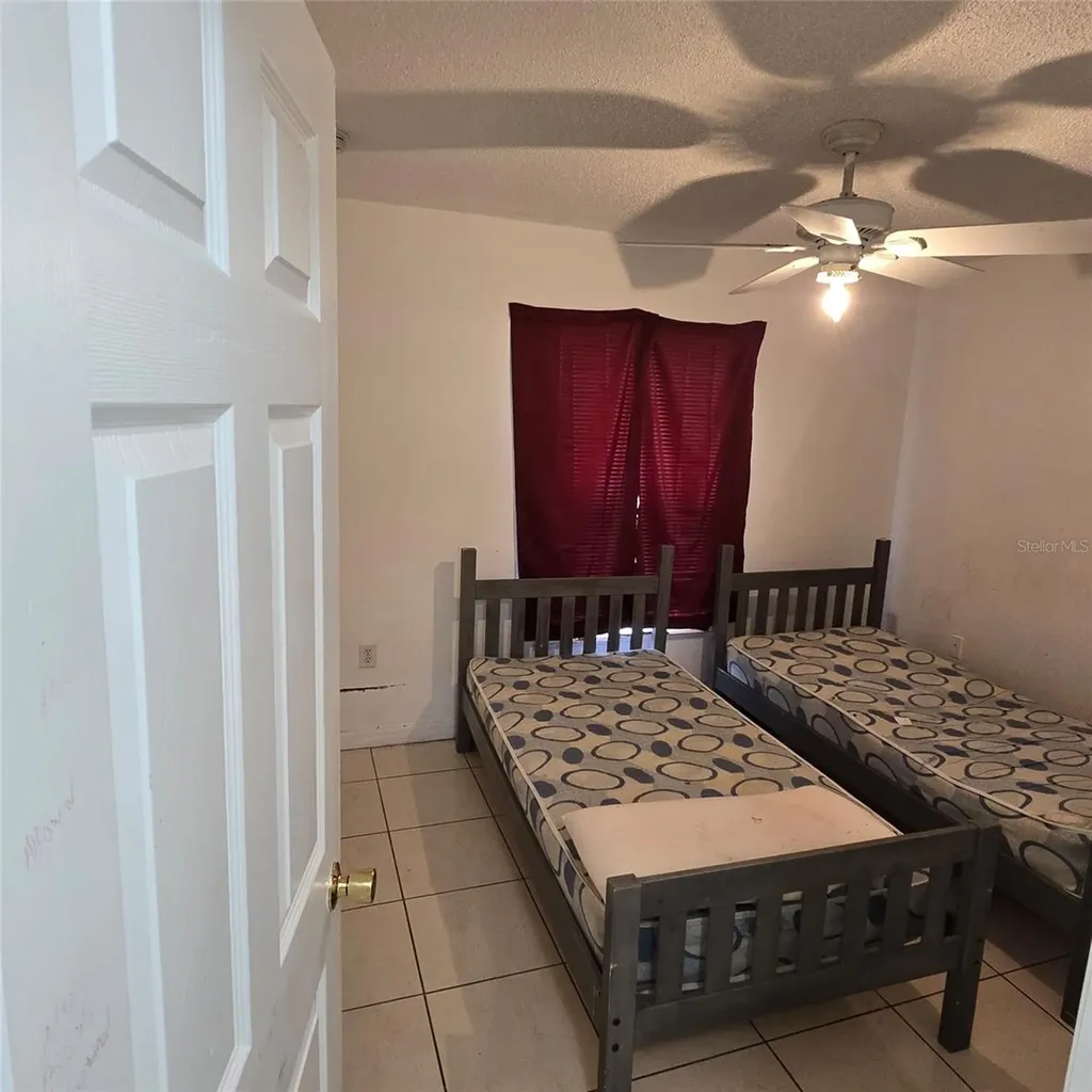 782 Mink Court Kissimmee FL 34759