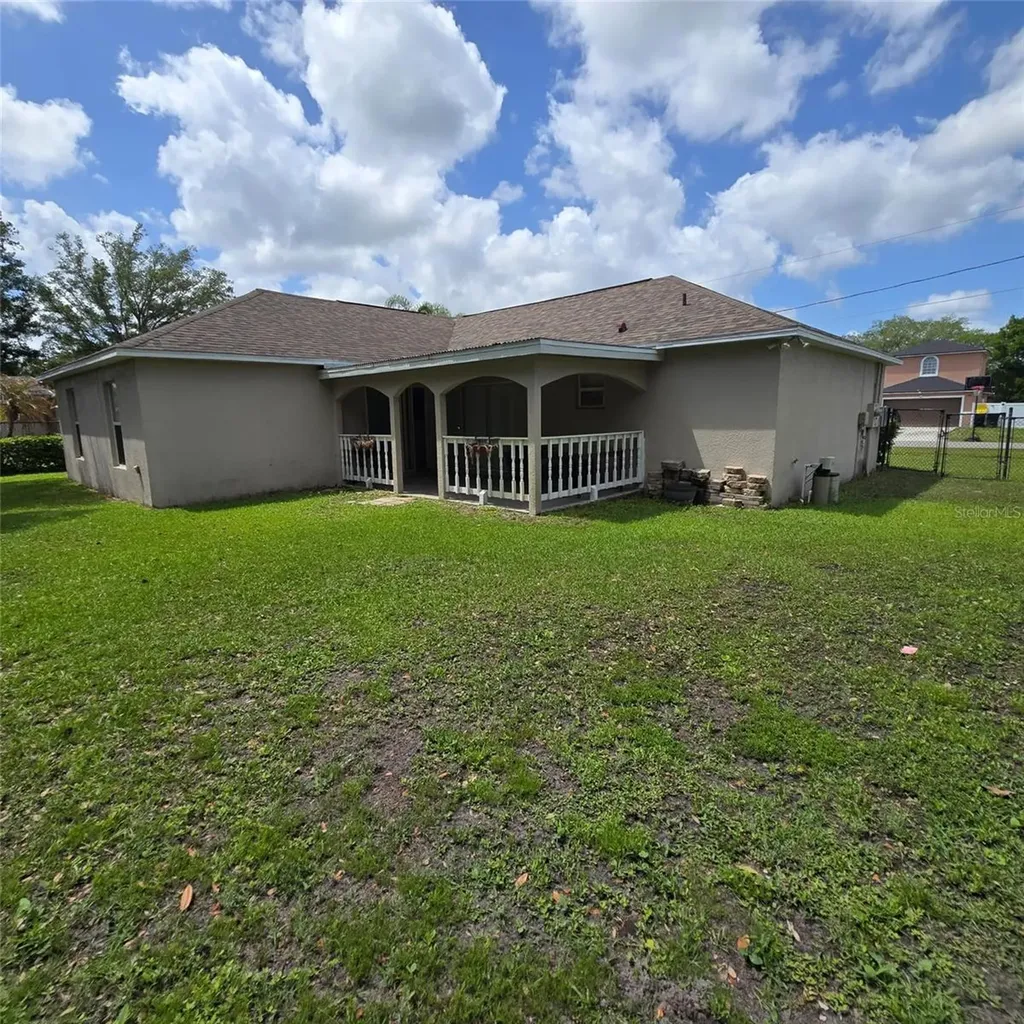 782 Mink Court Kissimmee FL 34759