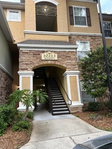 10213 Courtney Palms Boulevard Tampa FL 33619