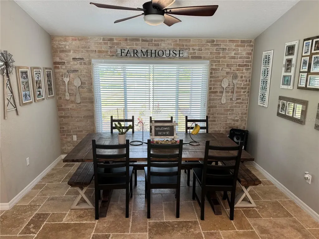 1378 E Lake Shore Boulevard Kissimmee FL 34744