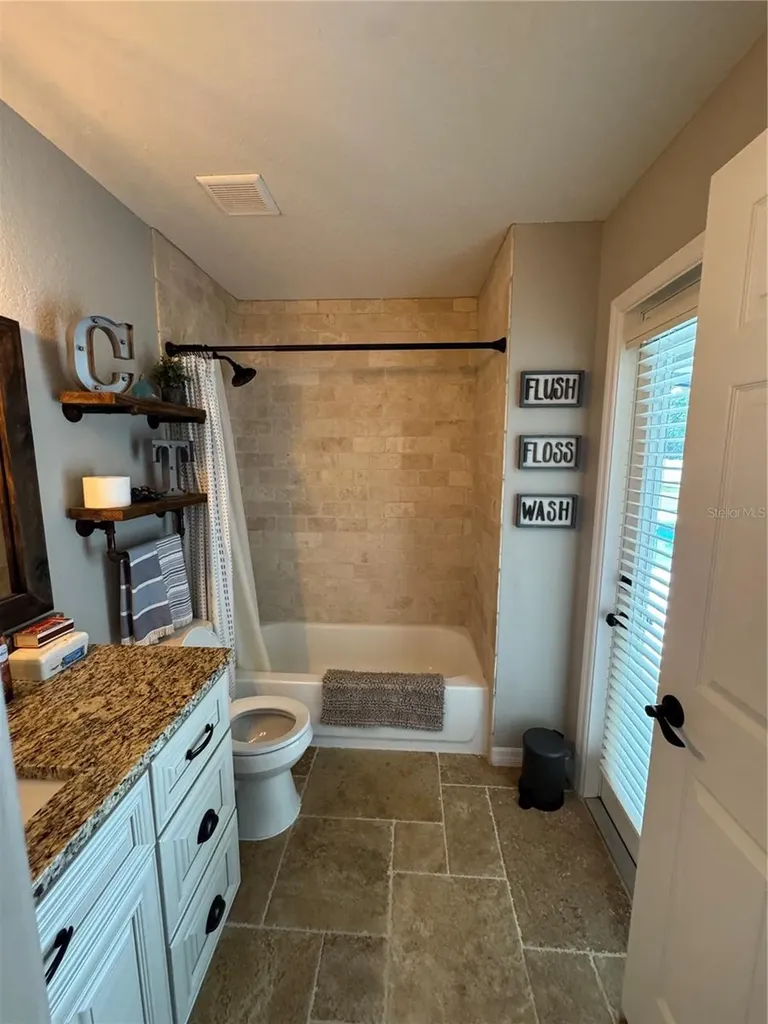 1378 E Lake Shore Boulevard Kissimmee FL 34744