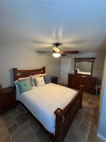 1378 E Lake Shore Boulevard Kissimmee FL 34744