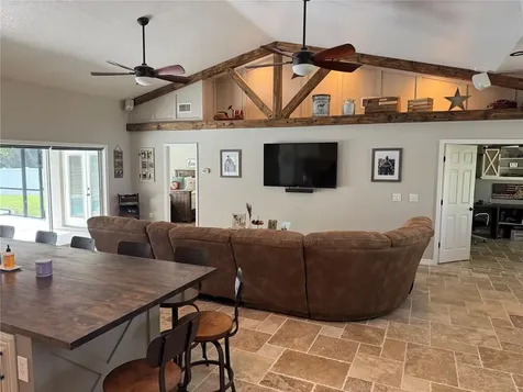 1378 E Lake Shore Boulevard Kissimmee FL 34744