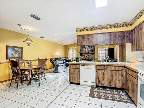 1004 Mook Street Brandon FL 33510