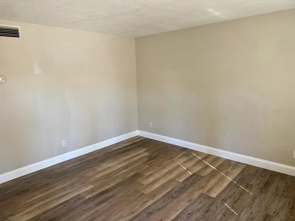 3906 E Bird Street Tampa FL 33604