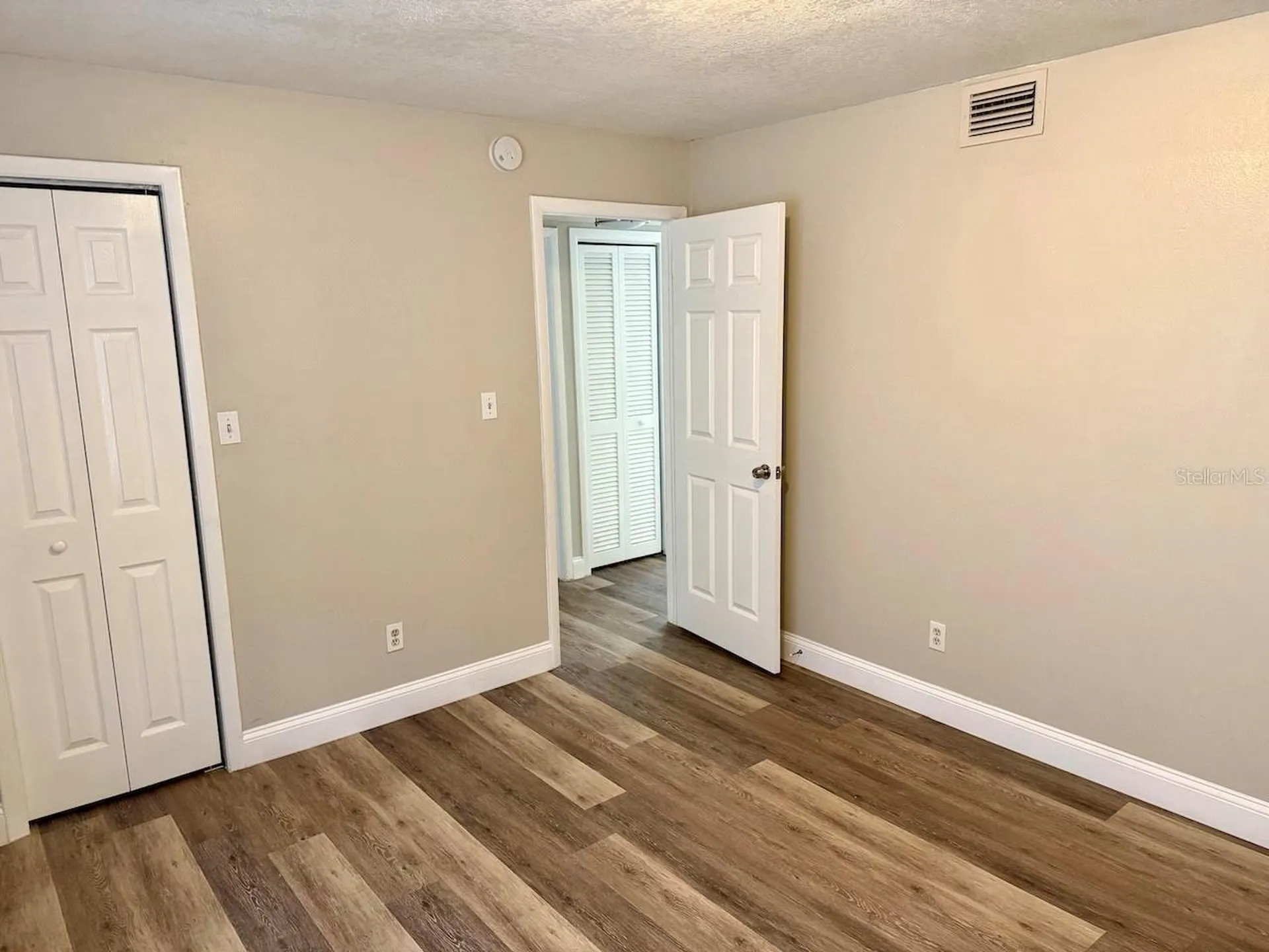 3906 E Bird Street Tampa FL 33604