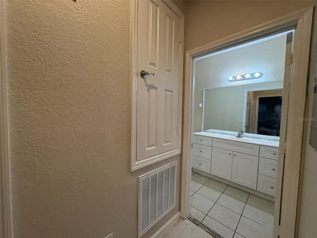 6451 Old Park Lane Orlando FL 32835