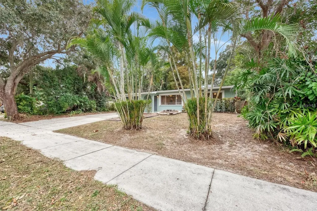 2212 Vinson Avenue Sarasota FL 34232