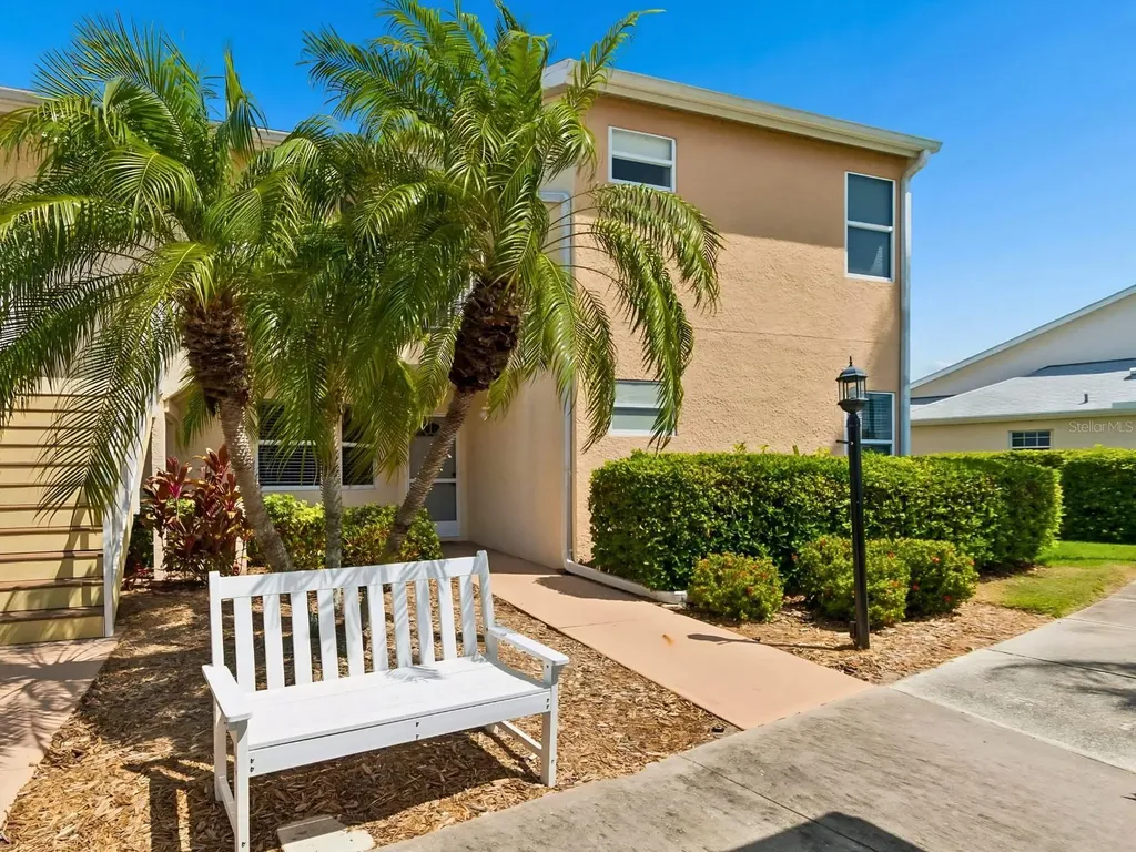 1612 Fairway Trace Palmetto FL 34221