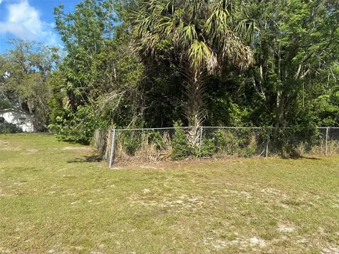 3752 N Orange Blossom Trail Mount Dora FL 32757
