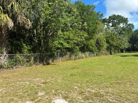 3752 N Orange Blossom Trail Mount Dora FL 32757