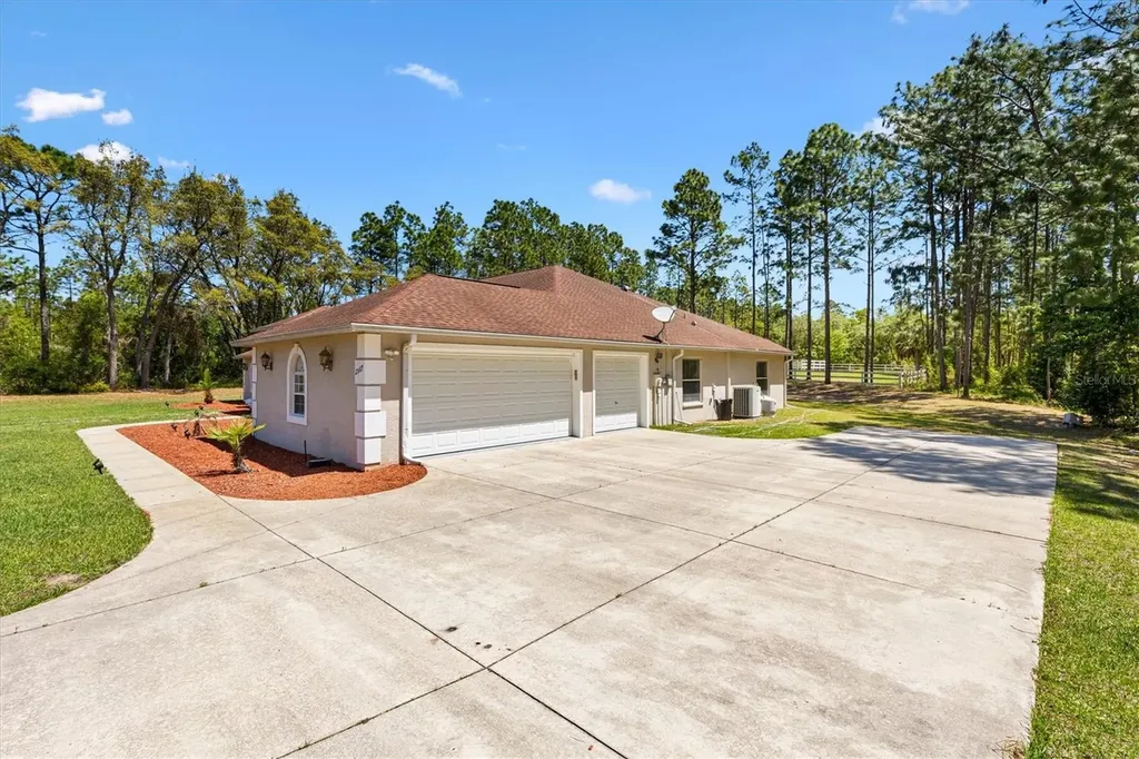 2567 N Stampede Drive Beverly Hills FL 34465
