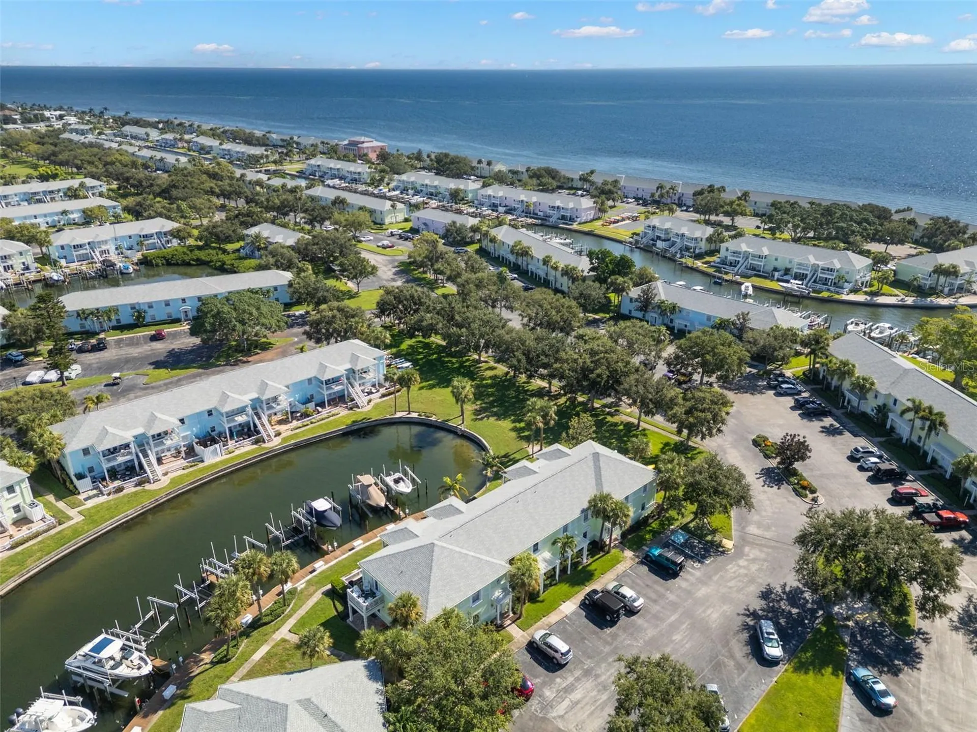 5243 Beach Drive SE St Petersburg FL 33705
